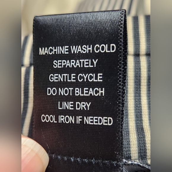 Soho Apparel Black and Tan Stripped Tailored Blazer Size M - Picture 7 of 12